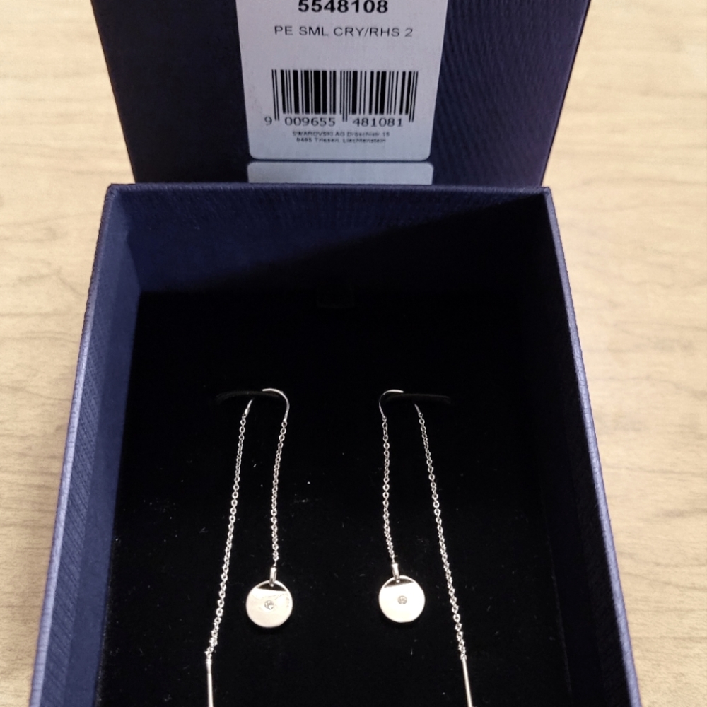 Swarovski Drop Earring - Picture 2 of 2